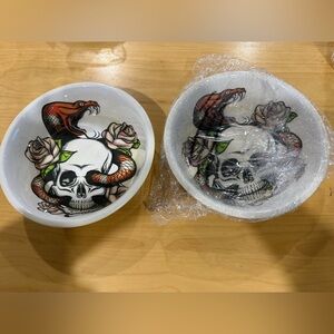 Multipet Komodo Reptile Bowl with Skull & Snake Design Set of 2 Bowls. New Sz. L